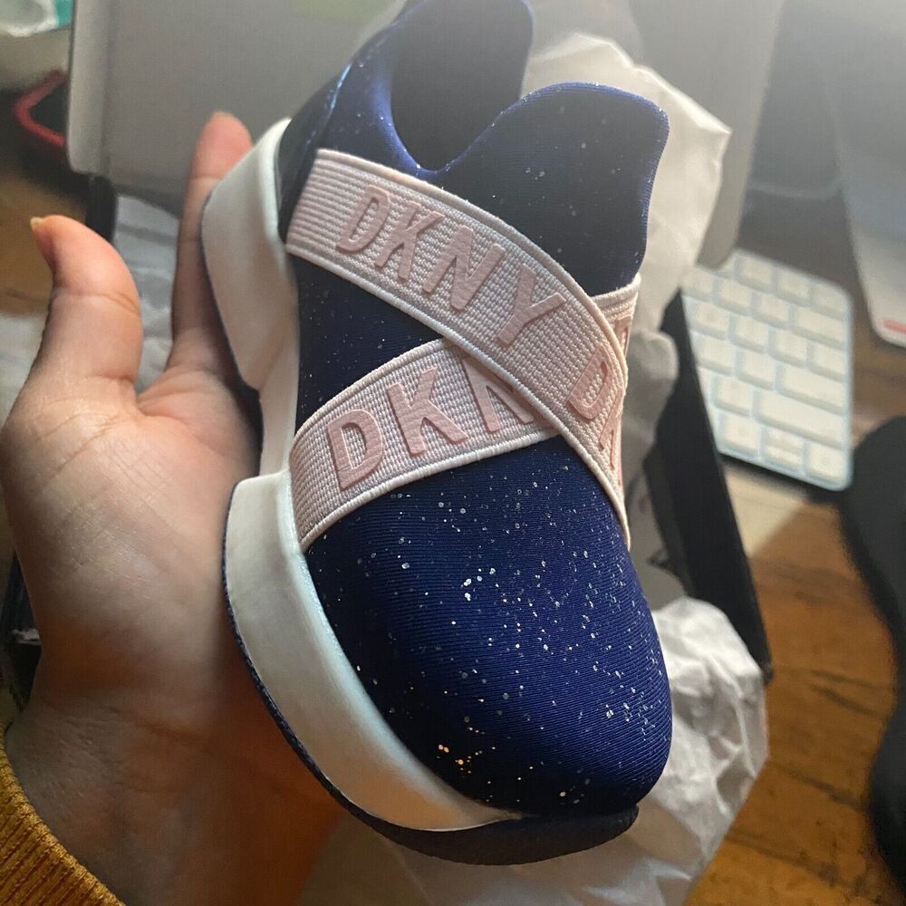 DKNY Baby Girls Casual & Fashion Sneakers Navy blush Shoes Size 7 Kids New - Picture 3 of 16
